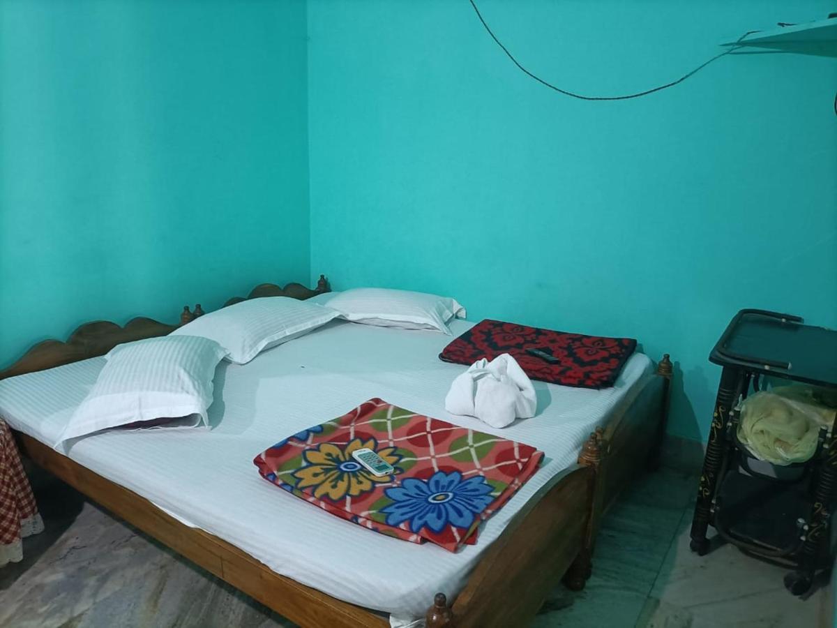 Hotel Radha Krishna 푸리 외부 사진