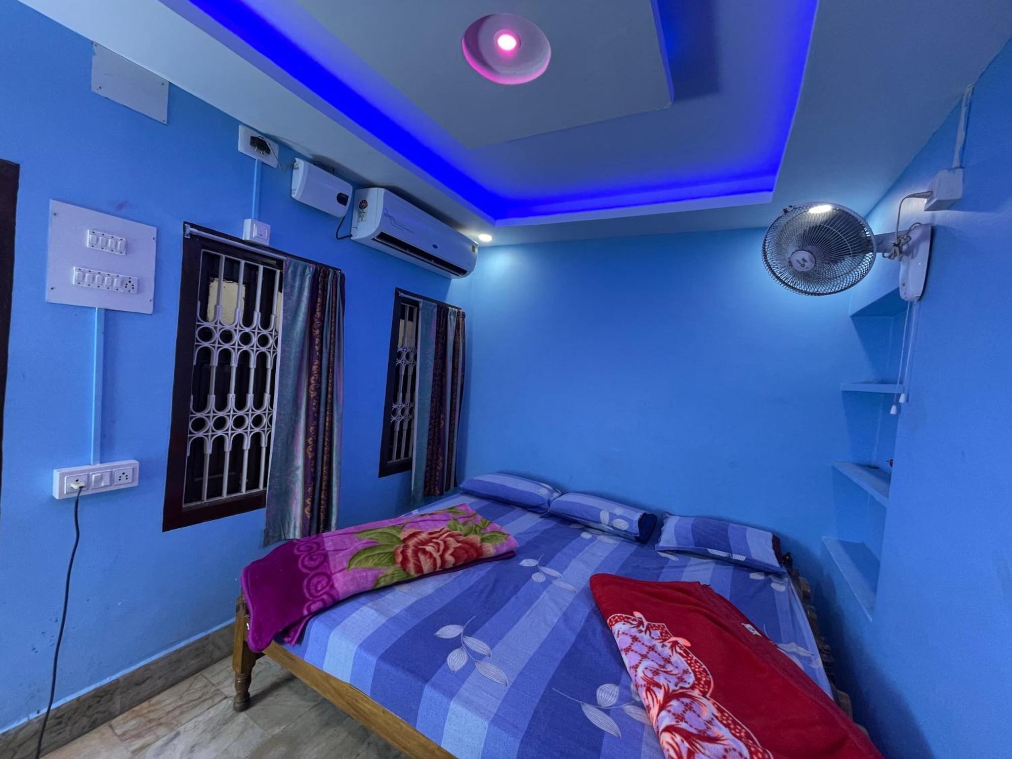 Hotel Radha Krishna 푸리 외부 사진