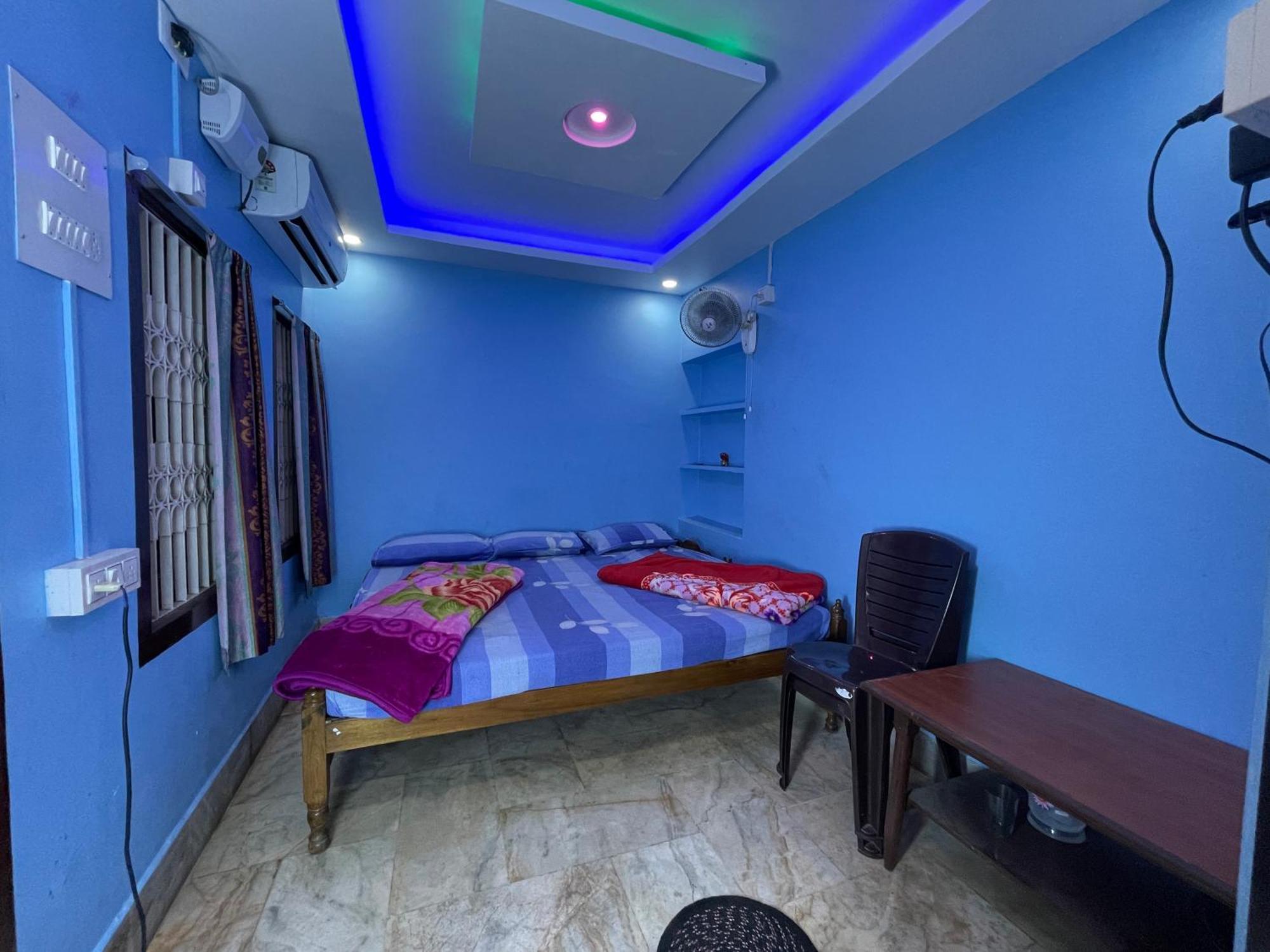 Hotel Radha Krishna 푸리 외부 사진